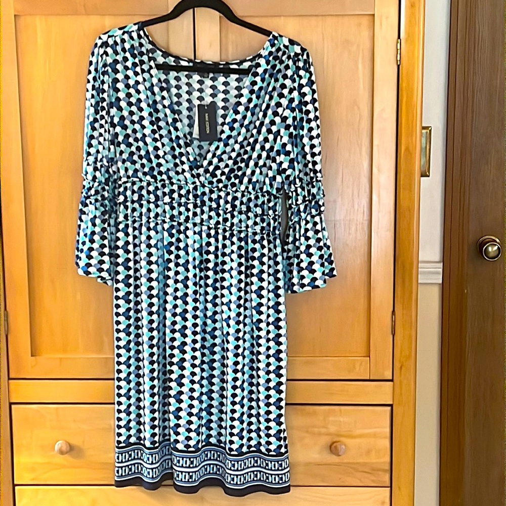Beautiful blue dress!